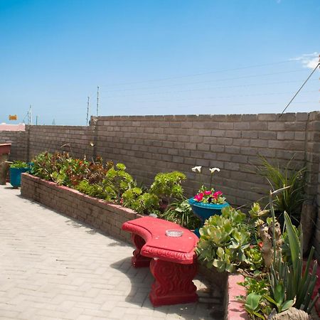 Tina'S Bed And Breakfast Swakopmund Buitenkant foto